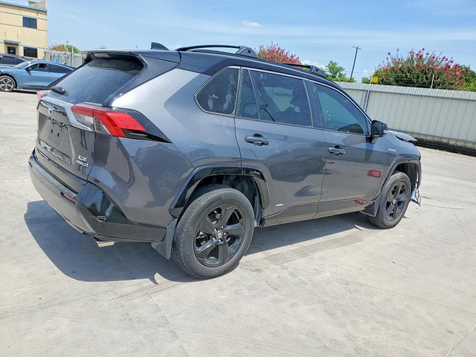 2021 TOYOTA RAV4 XSE 3
