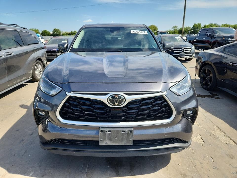 2022 TOYOTA HIGHLANDER LE 5