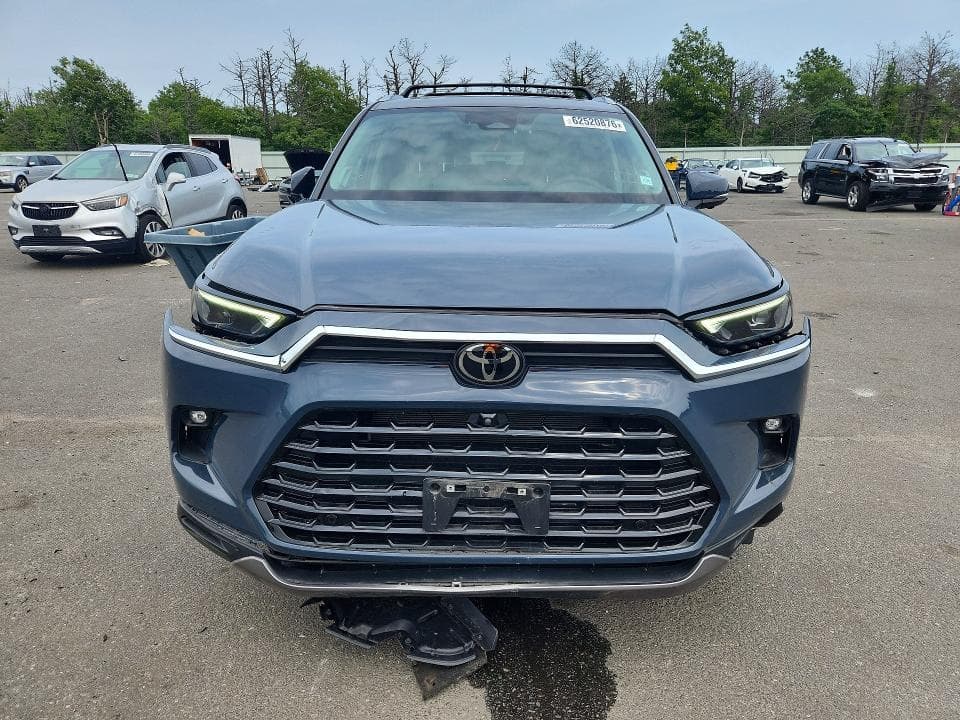 2024 TOYOTA GRAND HIGHLANDER PLATINUM 5