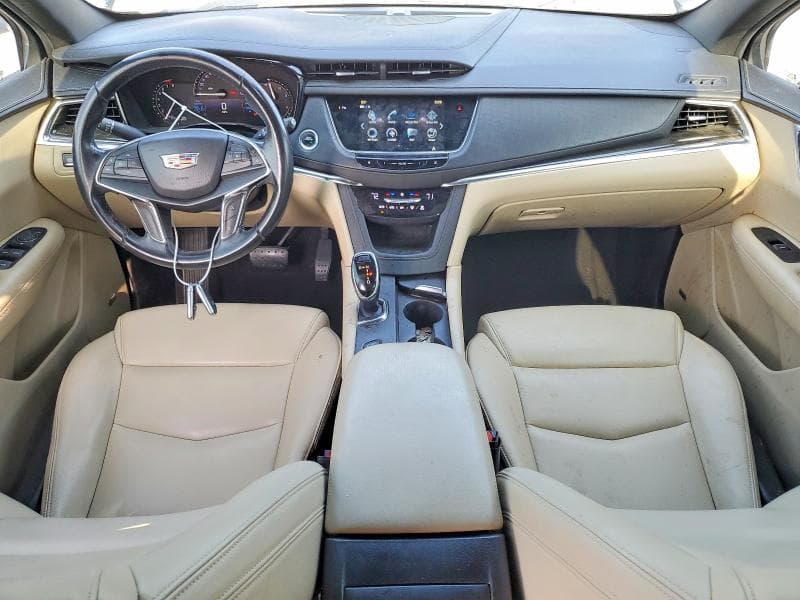 2019 CADILLAC XT5 8