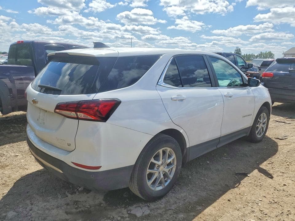 2022 CHEVROLET EQUINOX LT 3