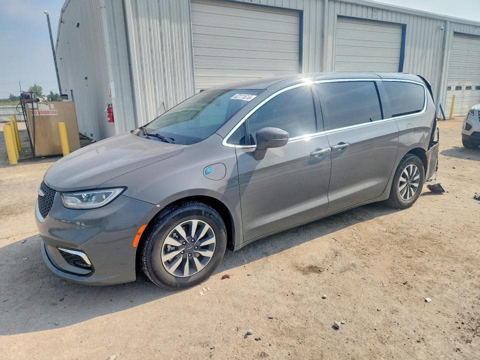 2022 CHRYSLER PACIFICA HYBRID TOURING L - 1