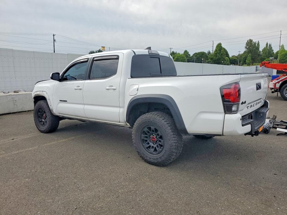 2018 TOYOTA TACOMA TRD OFF-ROAD 2