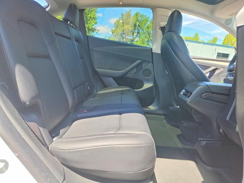 2022 TESLA MODEL Y 10