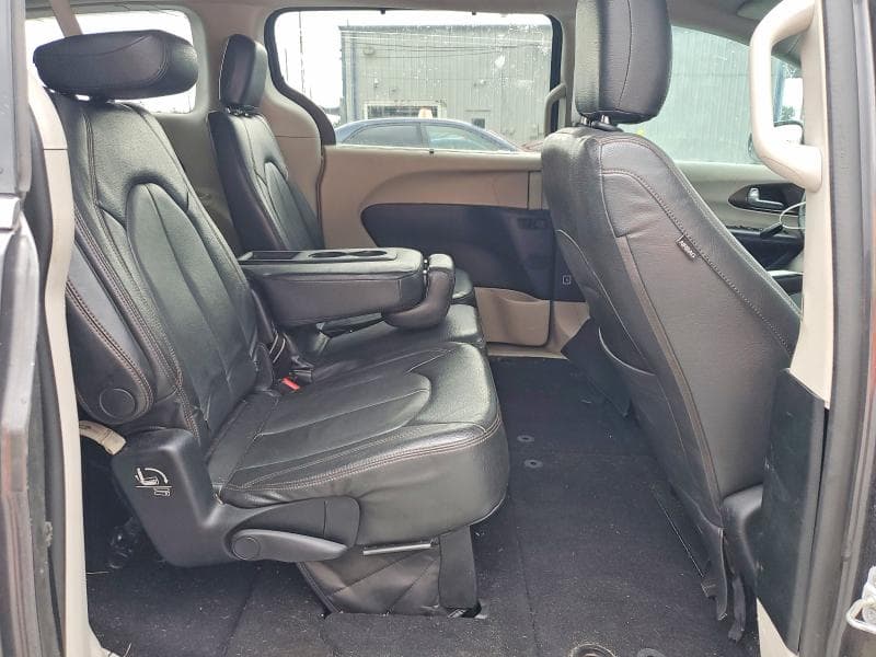 2018 CHRYSLER PACIFICA TOURING PLUS 11