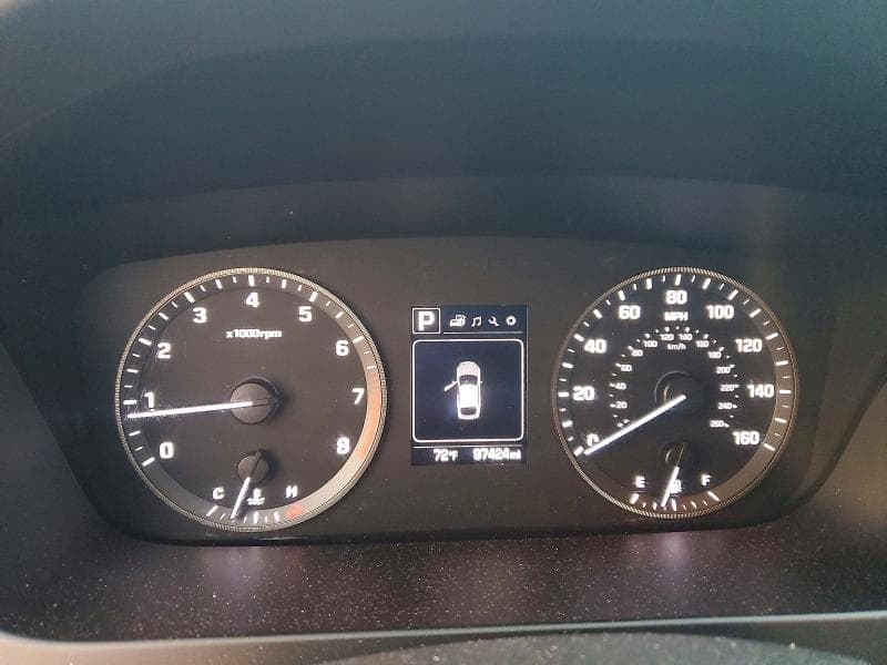 2017 HYUNDAI SONATA SE 9