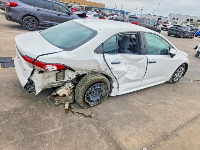 2023 TOYOTA COROLLA LE 3