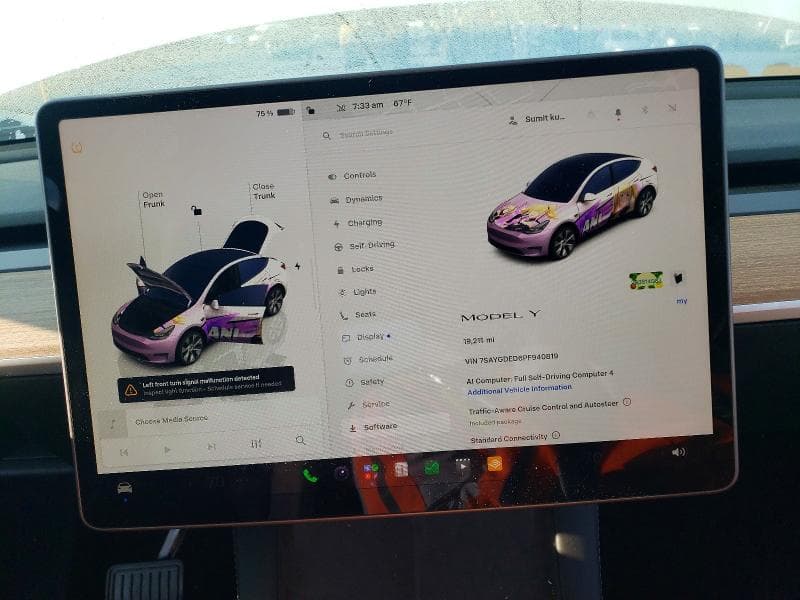 2023 TESLA MODEL Y 9