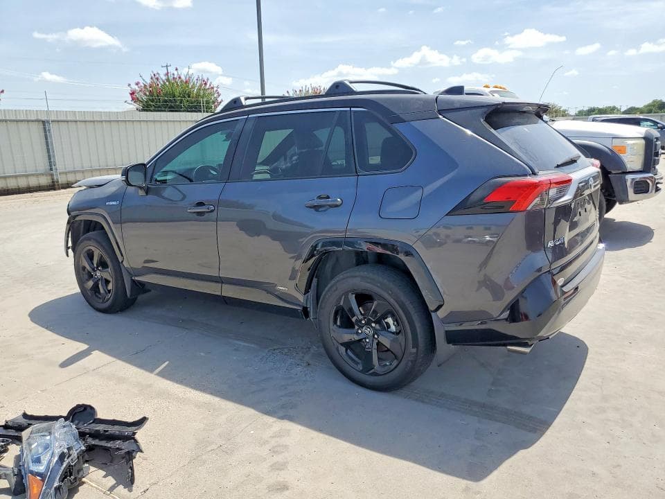 2021 TOYOTA RAV4 XSE 2
