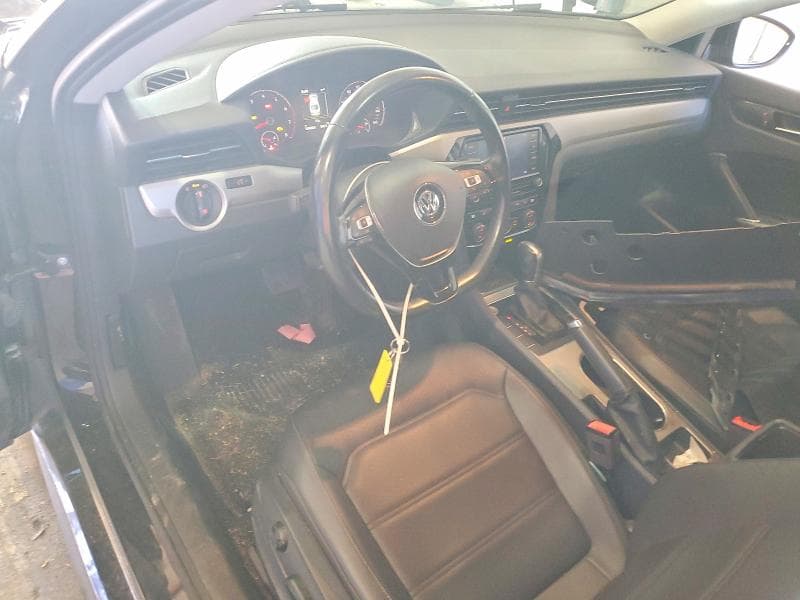 2020 VOLKSWAGEN PASSAT SE 8