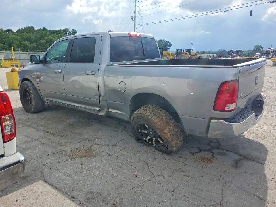 2020 RAM 1500 CLASSIC SLT 2