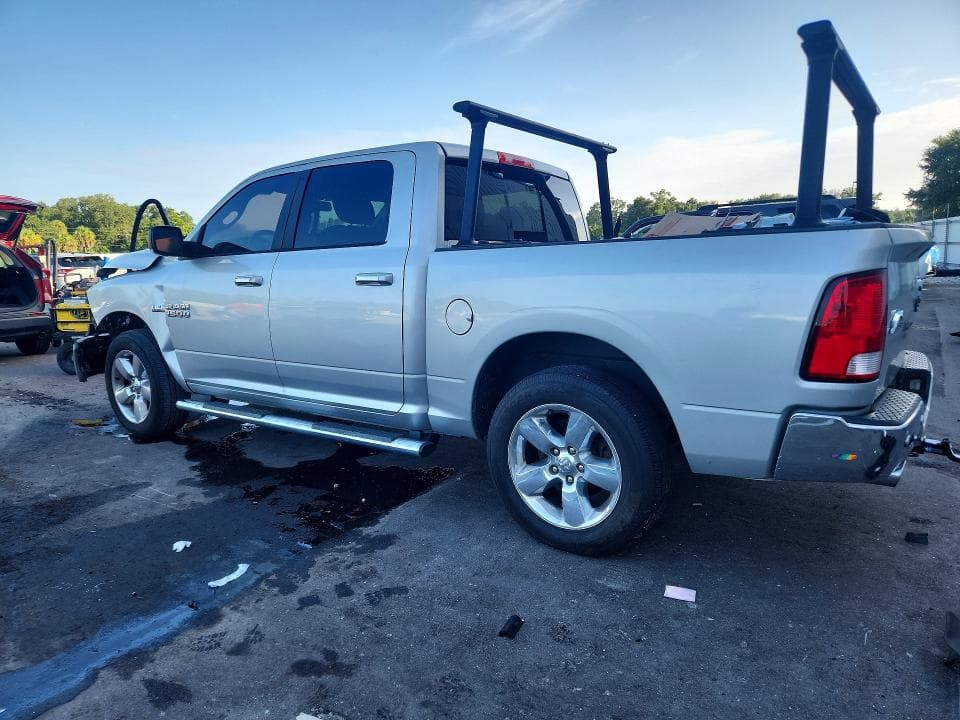 2017 RAM 1500 SLT 2