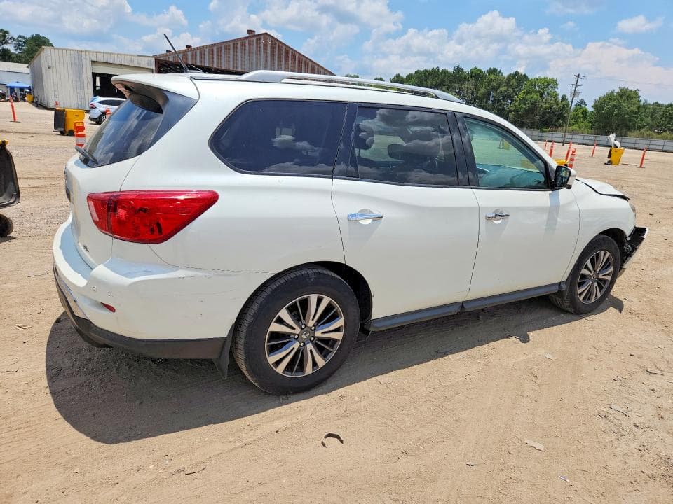 2017 NISSAN PATHFINDER S 3