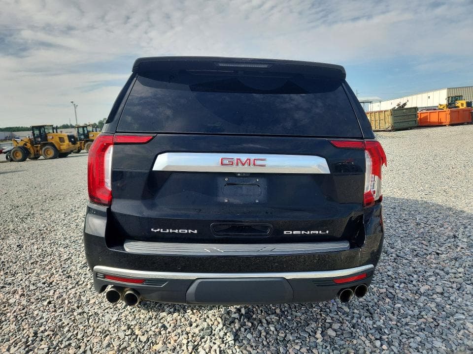 2022 GMC YUKON XL DENALI 6