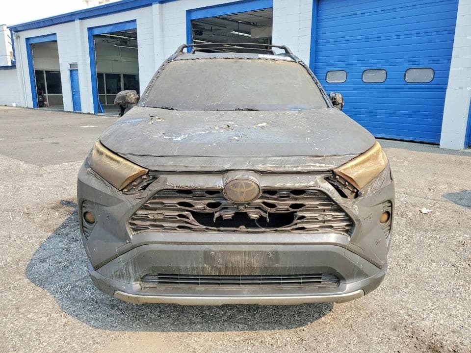 2020 TOYOTA RAV4 LIMITED 5