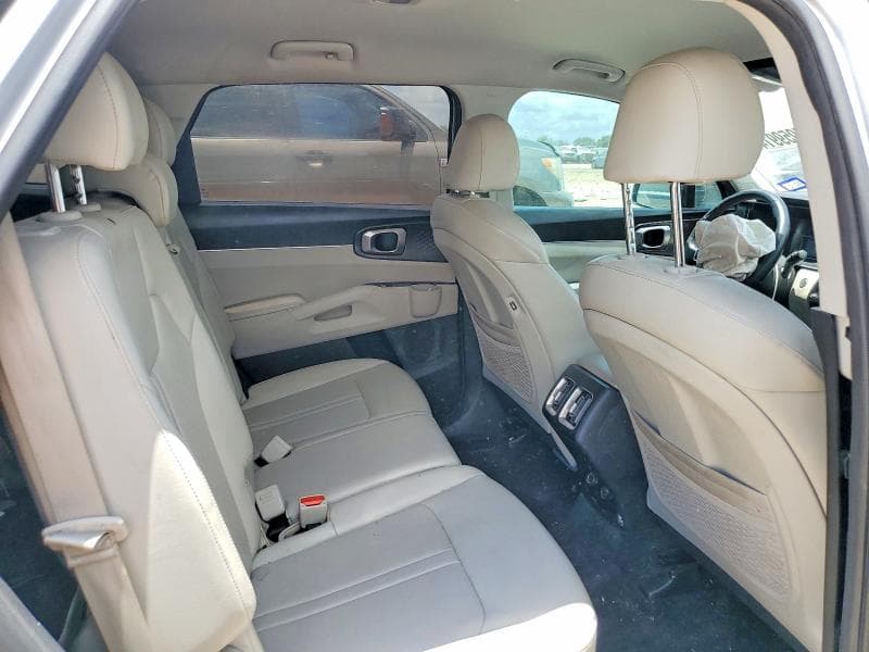 2021 KIA SORENTO S 10
