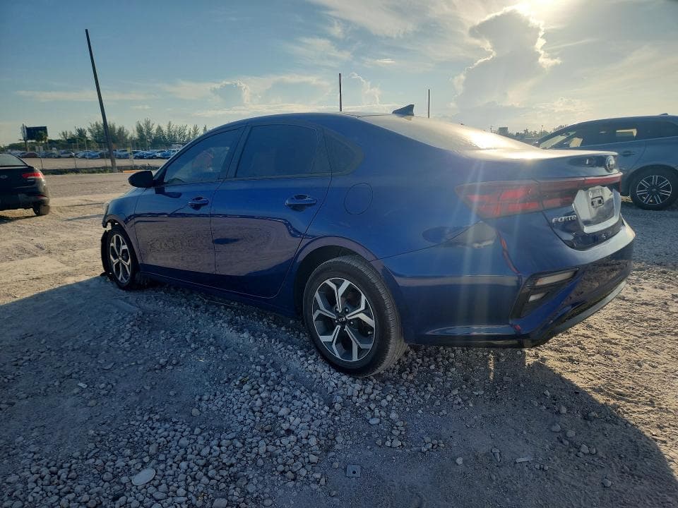 2021 KIA FORTE LXS 2