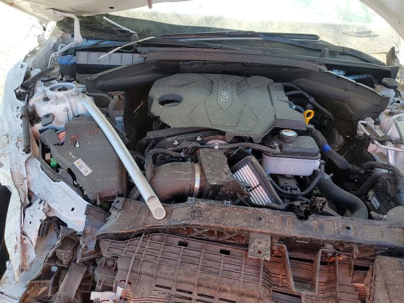 2026 GENESIS GV70 2.5T STANDARD 12