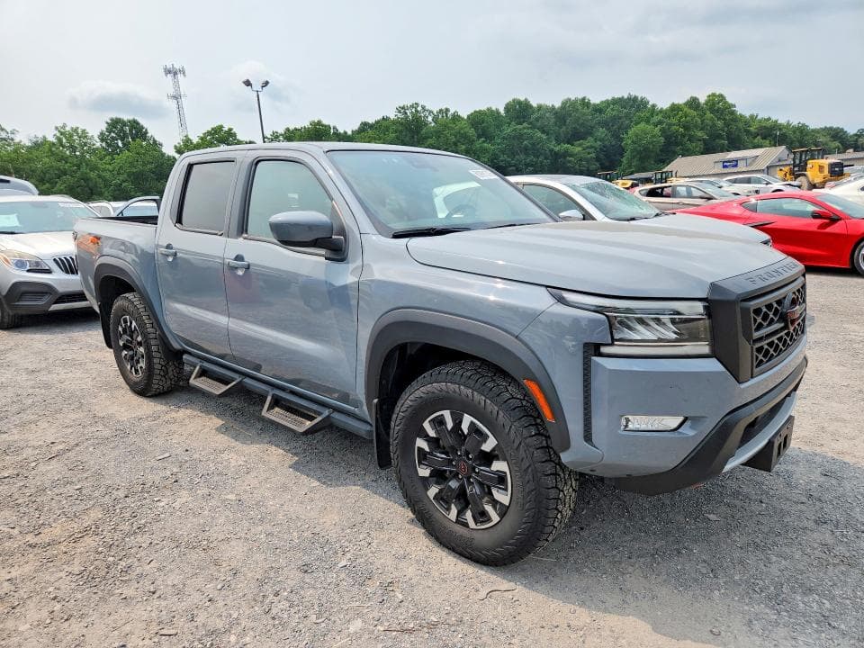 2023 NISSAN FRONTIER PRO-4X 4