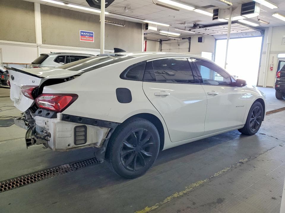 2020 CHEVROLET MALIBU LT 3