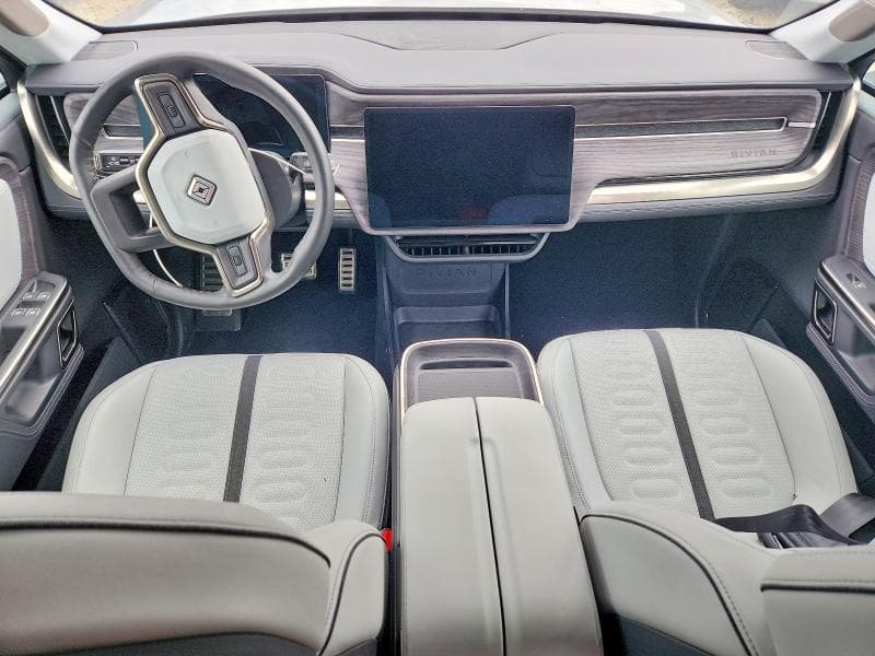 2023 RIVIAN R1S LAUNCH EDITION 8