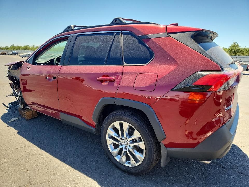 2021 TOYOTA RAV4 XLE PREMIUM 2