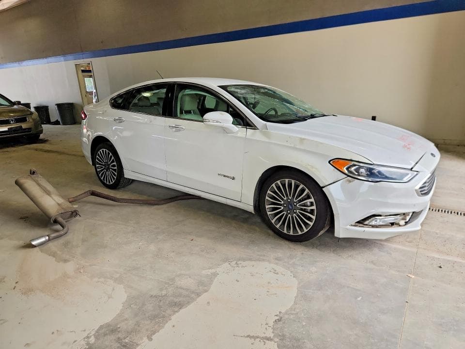 2017 FORD FUSION TITANIUM HEV 4