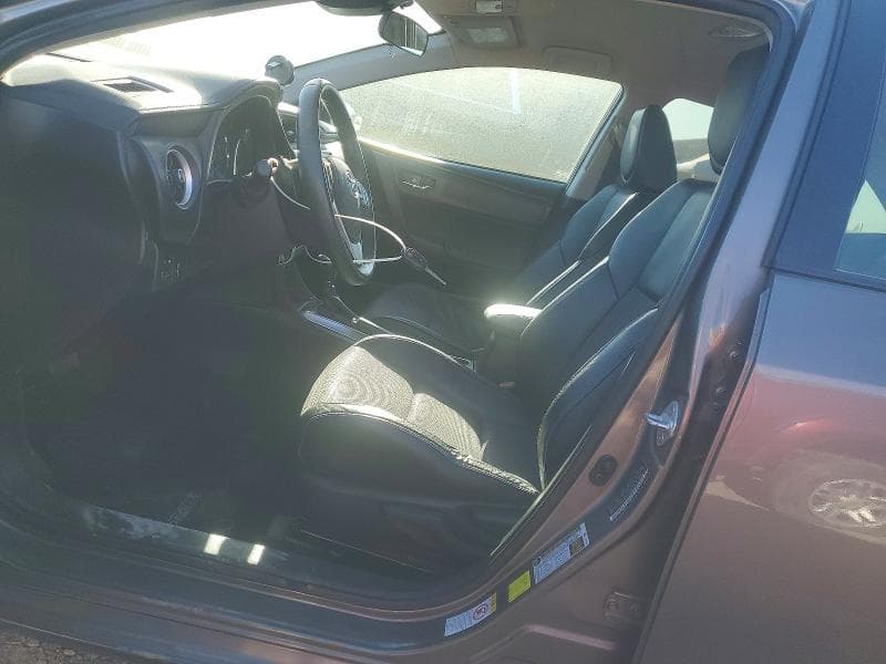 2017 TOYOTA COROLLA SE 7