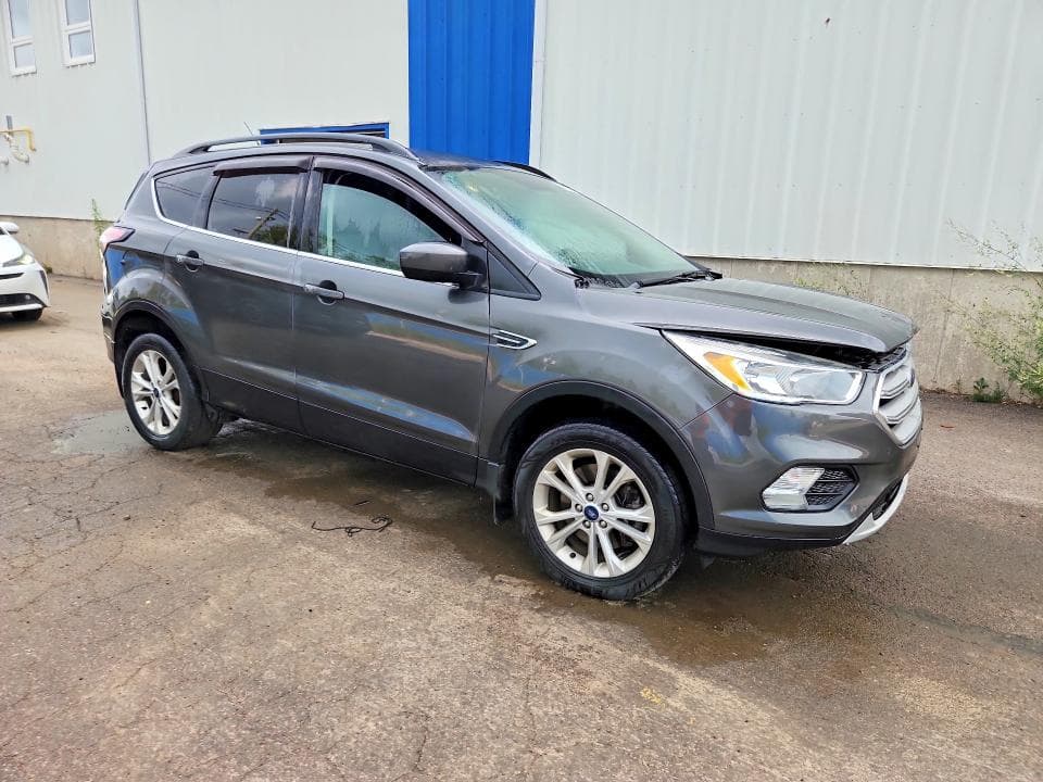 2018 FORD ESCAPE SE 4