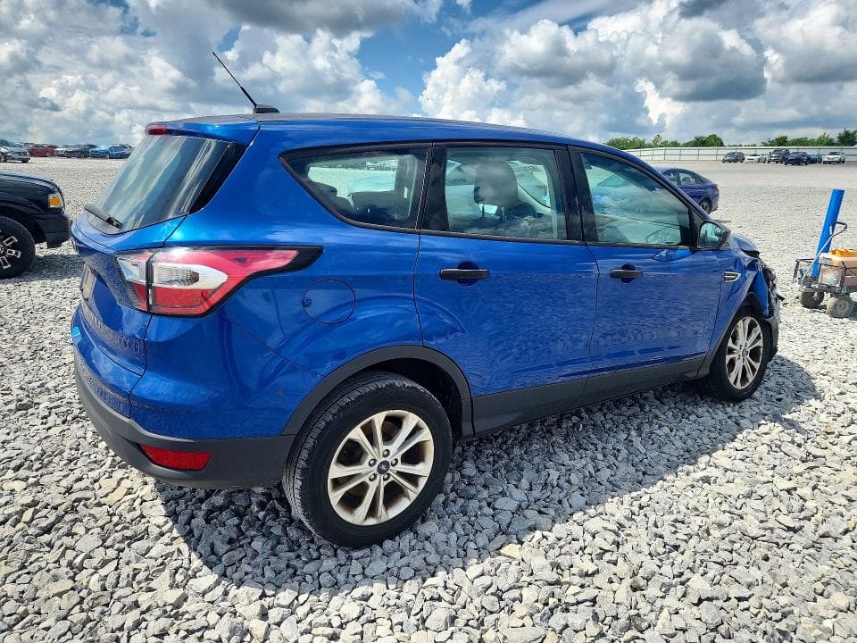 2017 FORD ESCAPE S 3