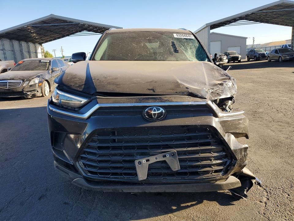 2025 TOYOTA GRAND HIGHLANDER XLE 5