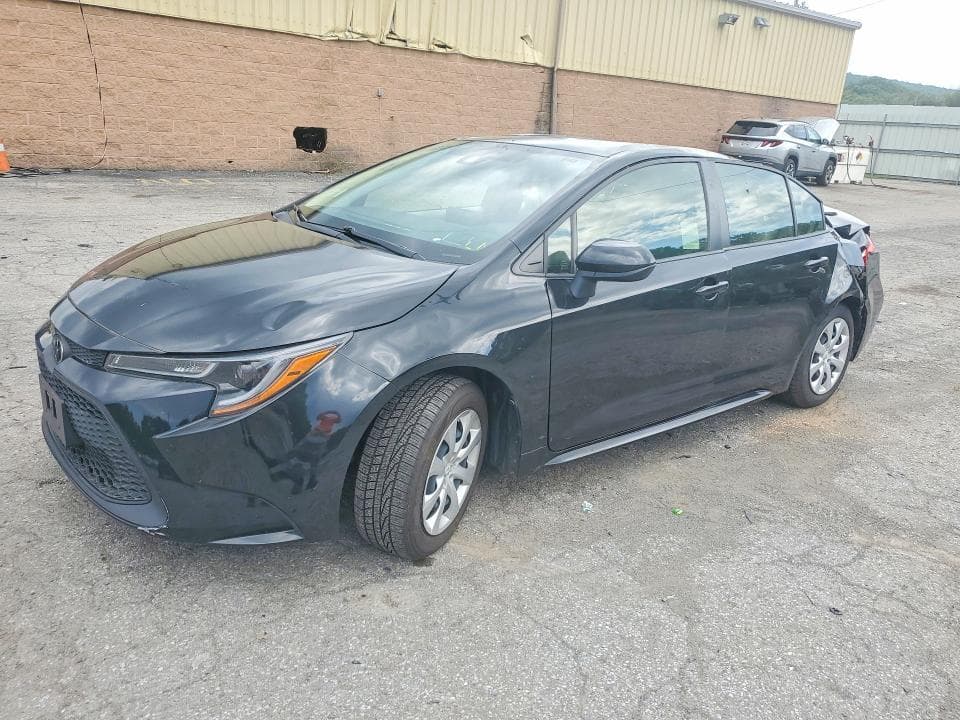2022 TOYOTA COROLLA LE - 1