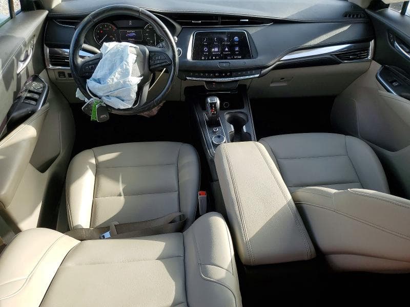 2019 CADILLAC XT4 LUXURY 8