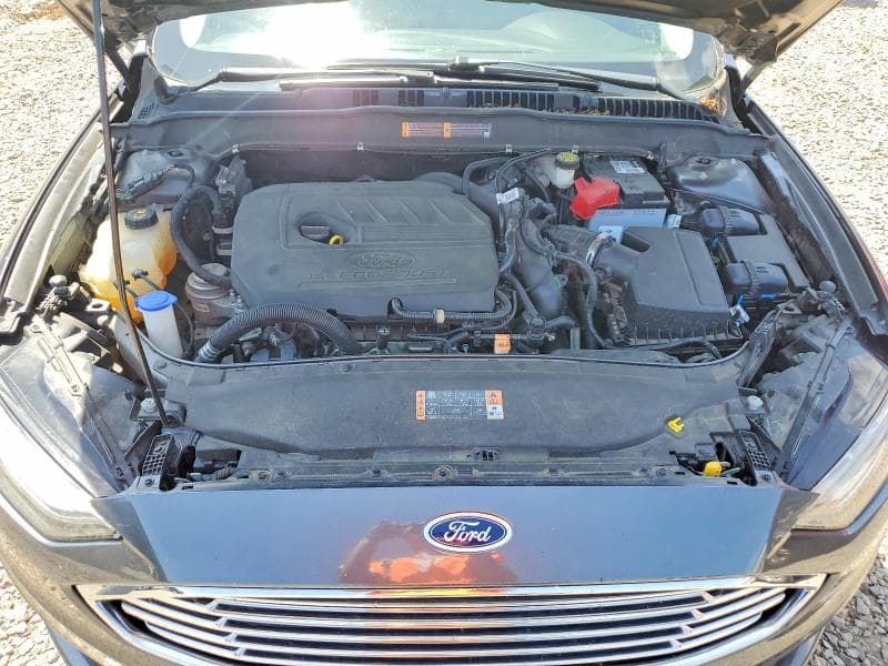 2018 FORD FUSION SE 11
