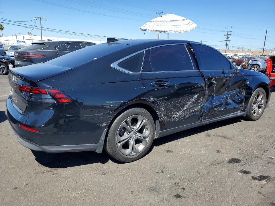2023 HONDA ACCORD EX 3