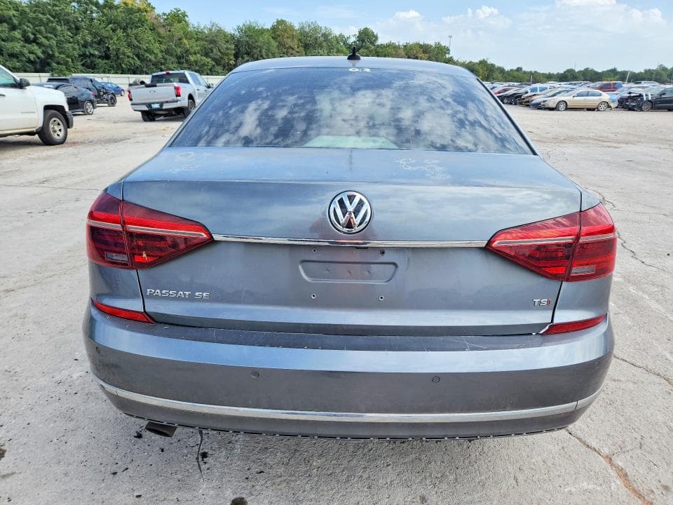 2018 VOLKSWAGEN PASSAT SE 6