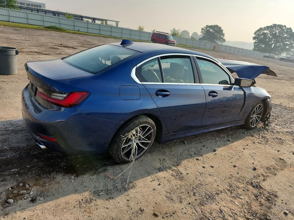 2021 BMW 330XI 3