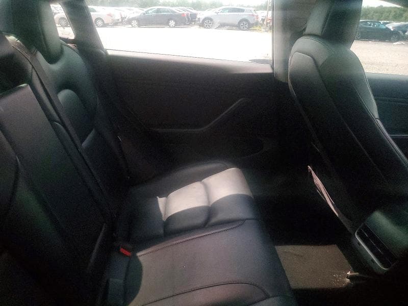 2018 TESLA MODEL 3 10