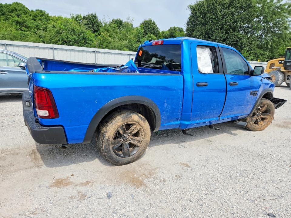 2023 RAM 1500 CLASSIC SLT 3