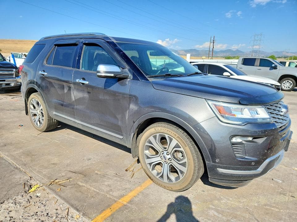 2018 FORD EXPLORER PLATINUM 4