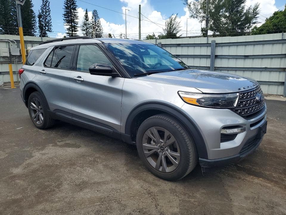 2022 FORD EXPLORER XLT 4