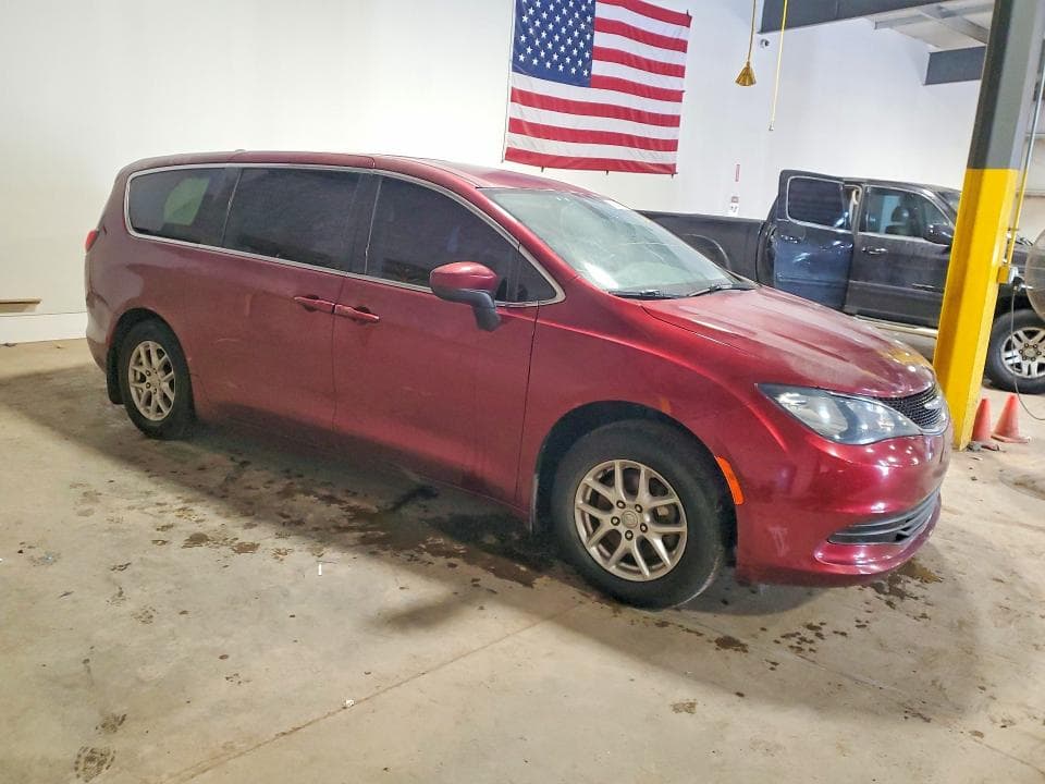 2017 CHRYSLER PACIFICA TOURING 4