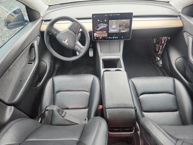 2021 TESLA MODEL Y 8