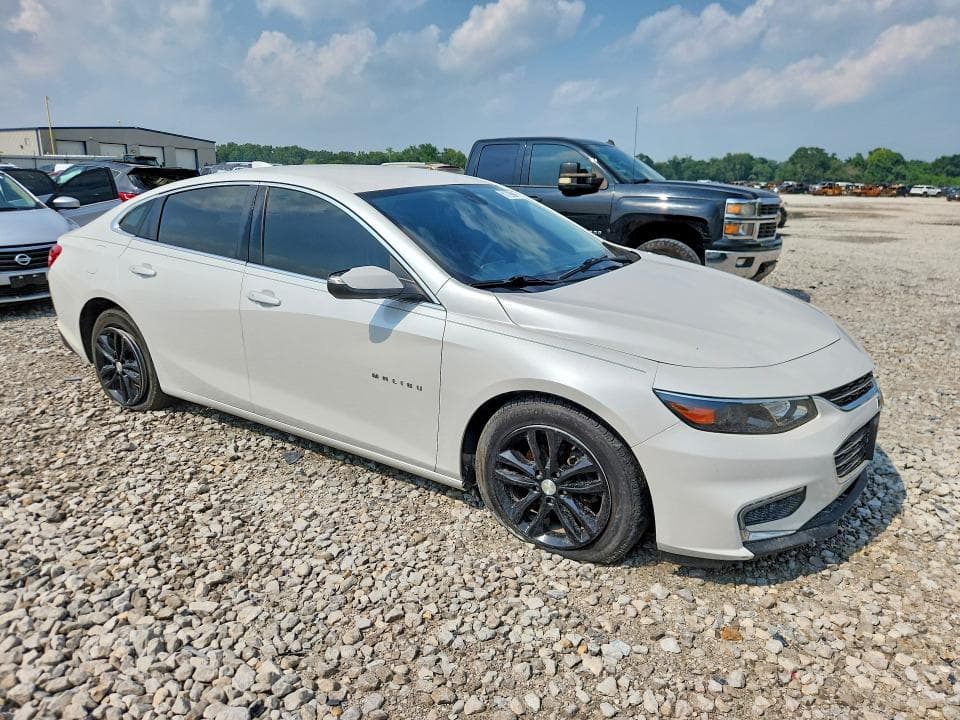 2017 CHEVROLET MALIBU LT 4