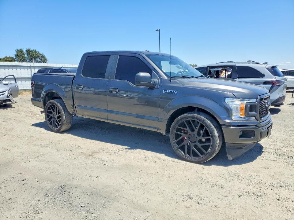 2019 FORD F150 SUPERCREW 4