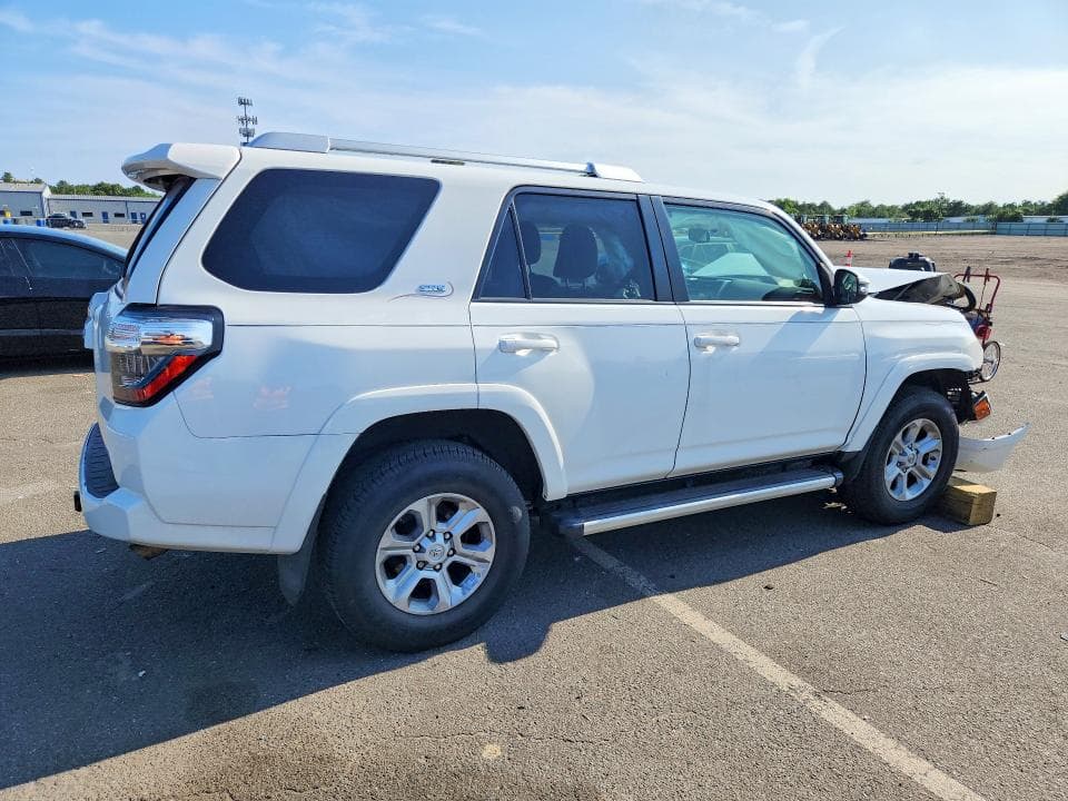 2018 TOYOTA 4RUNNER SR5 PREMIUM 3