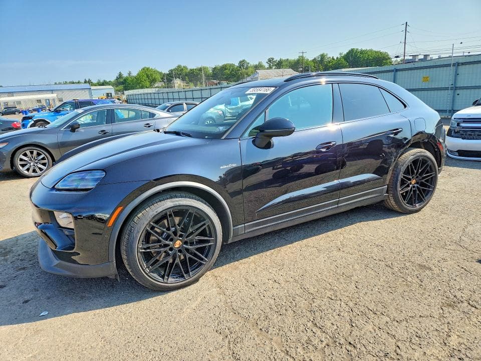 2025 PORSCHE MACAN 4S - 1