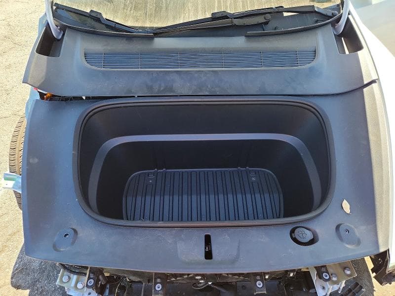 2026 TESLA MODEL Y 11