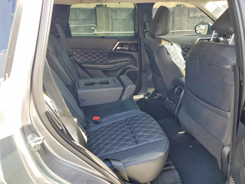 2023 MITSUBISHI OUTLANDER SEL 11