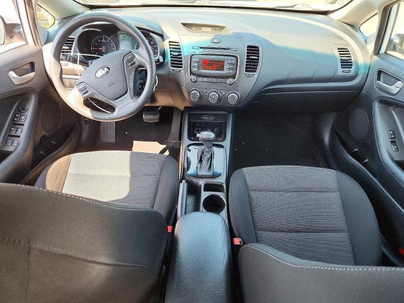 2017 KIA FORTE LX 8